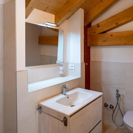 Casa Quadrifoglio - Ticino * إنترا