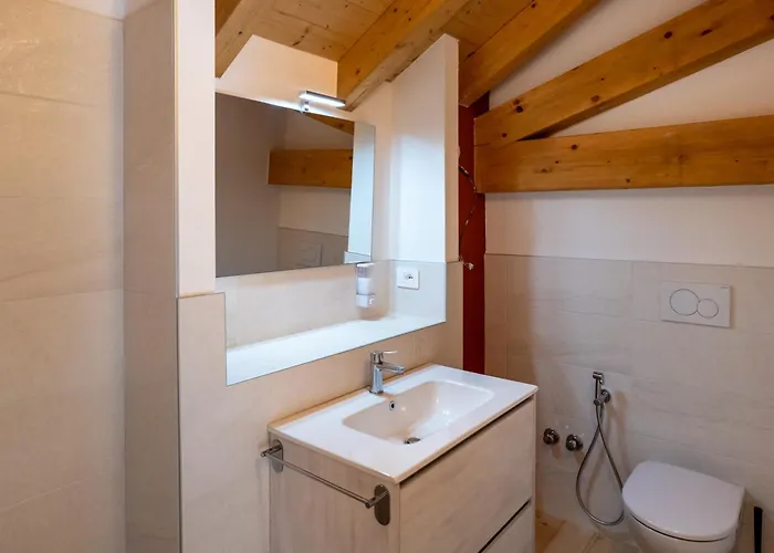 Casa Quadrifoglio - Ticino * 因特拉