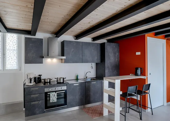 Casa Quadrifoglio - Ticino * 因特拉